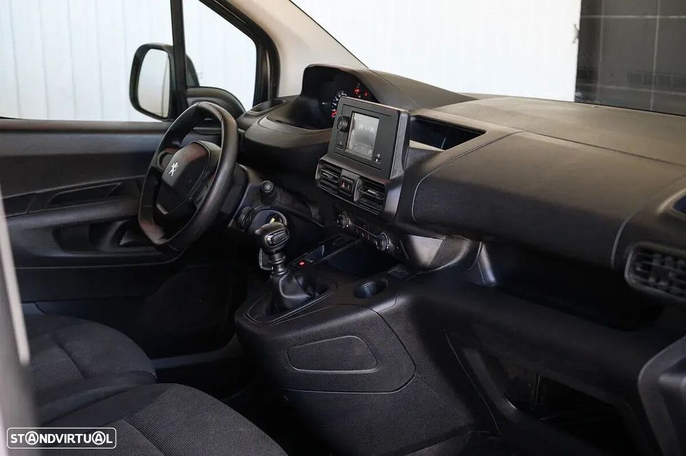 Peugeot Partner 1.5 BlueHDi Pro Longa - 25