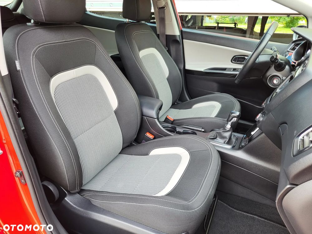 Kia Ceed 1.4 L Business Line - 33