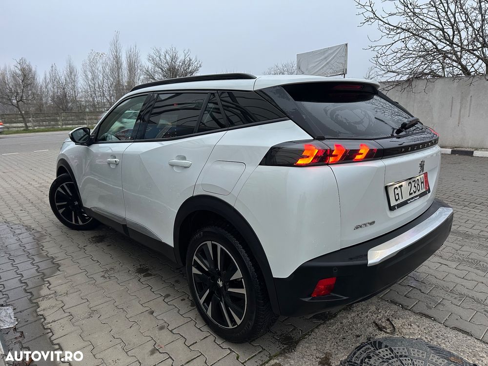 Peugeot 2008 BlueHDi 130 EAT8 GT Pack - 3