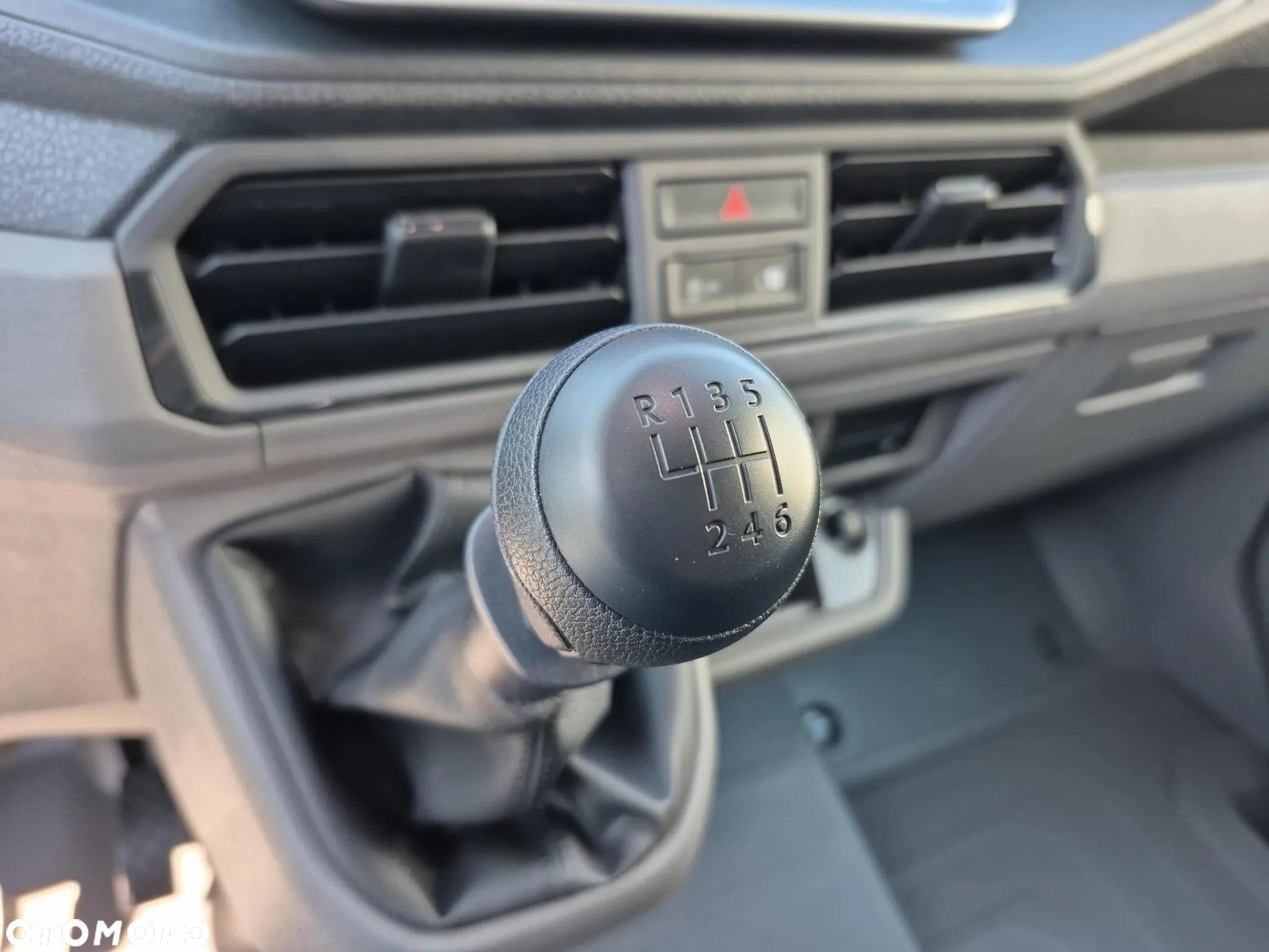 Volkswagen CRAFTER - 17
