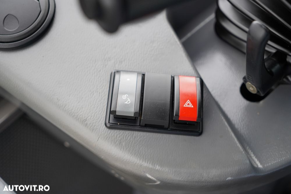 Hitachi ZW95 / ÎNCĂRCĂTOR PE ROȚI / 2020 / FURCĂ PENTRU PALEȚI - 38