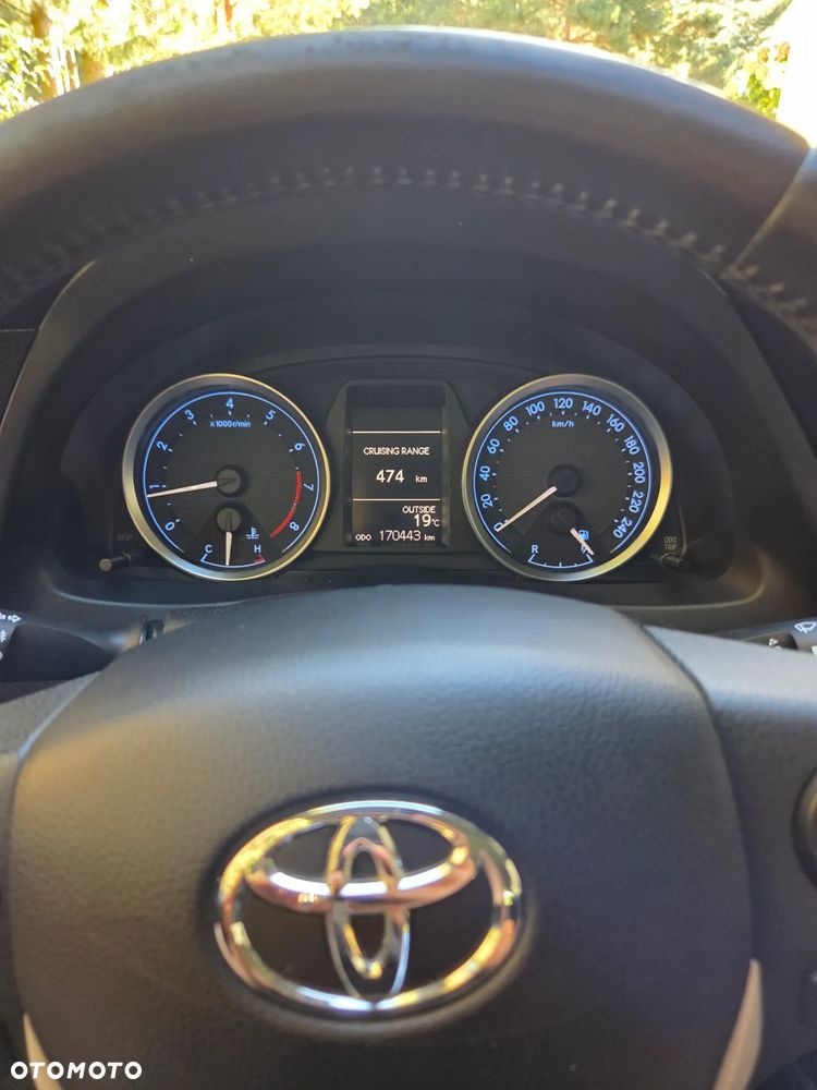 Toyota Auris 1.6 Premium Comfort - 34