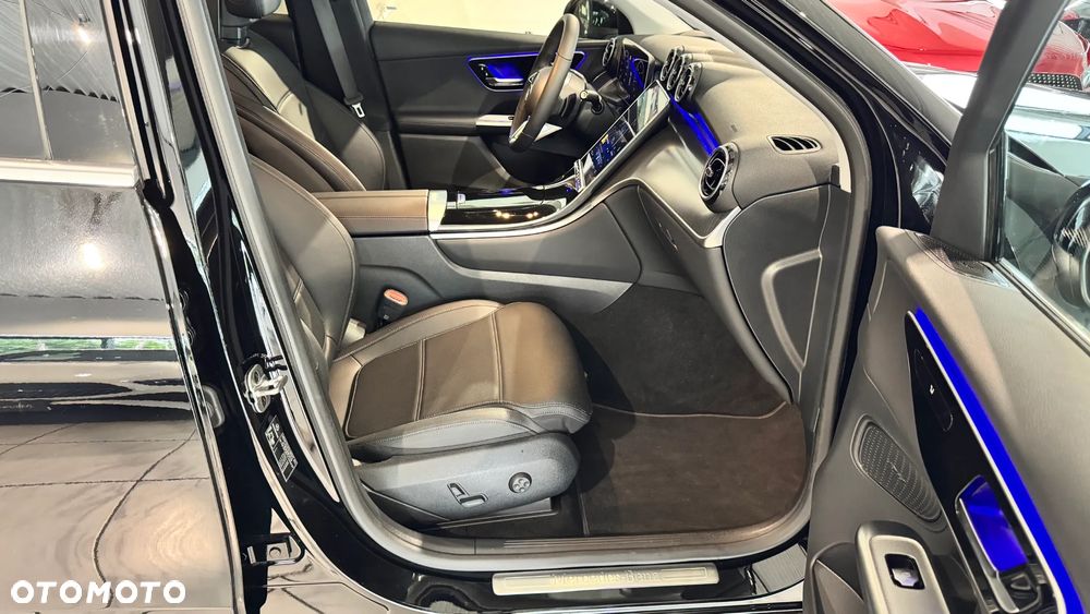 Mercedes-Benz GLC 200 d mHEV 4-Matic Avantgarde - 26