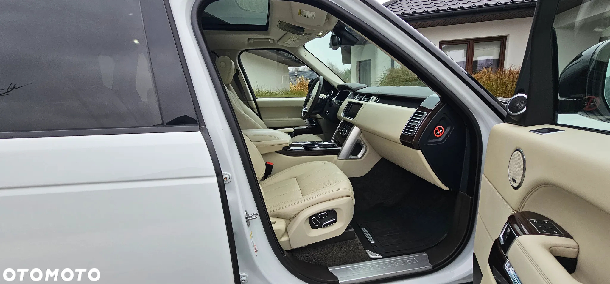Land Rover Range Rover - 12