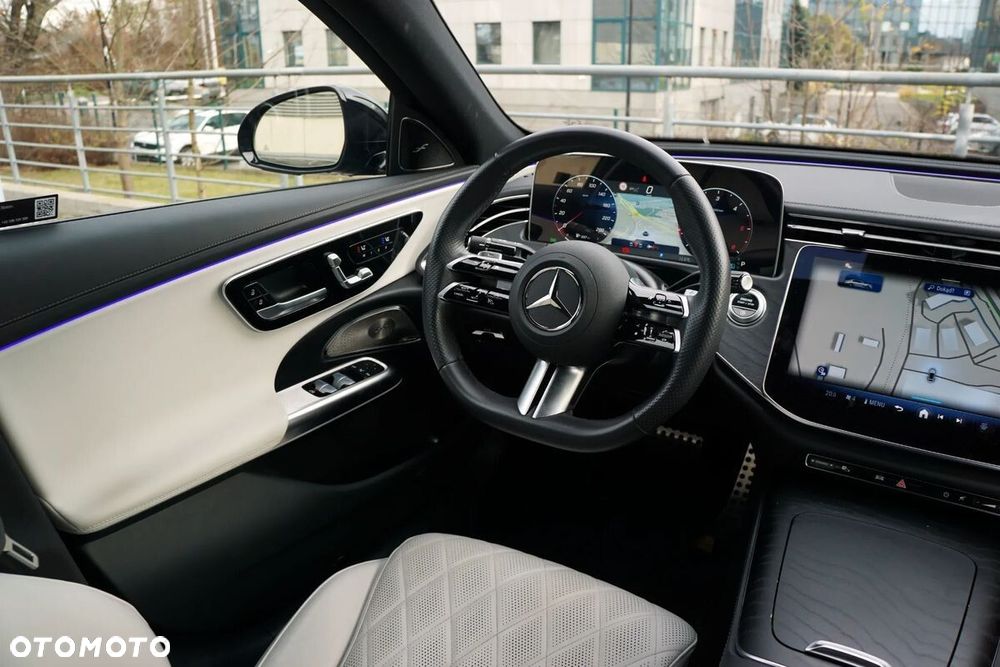 Mercedes-Benz Klasa E 220 d 4-Matic Exclusive - 20