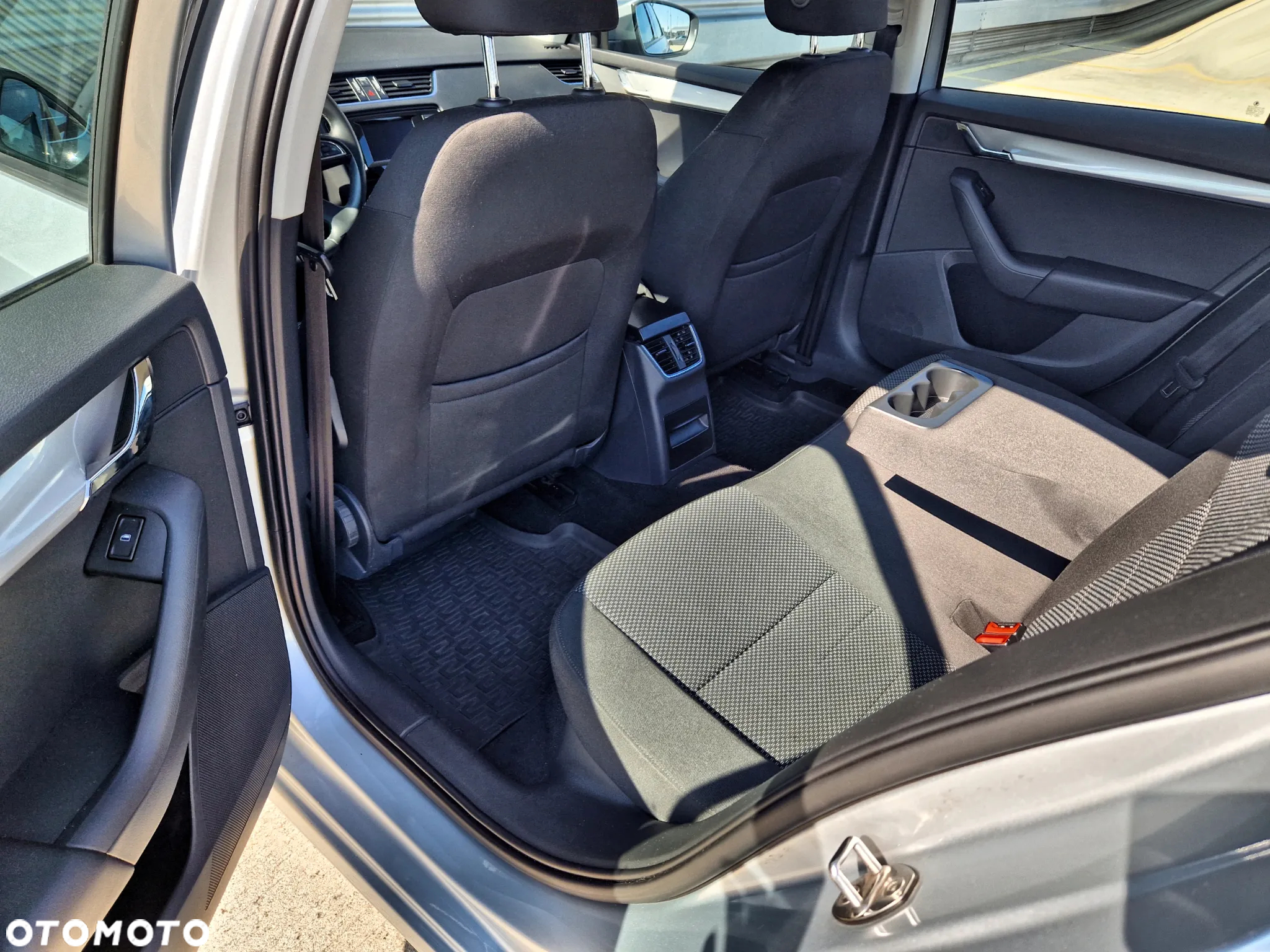 Skoda Octavia 1.4 TSI Ambition - 16