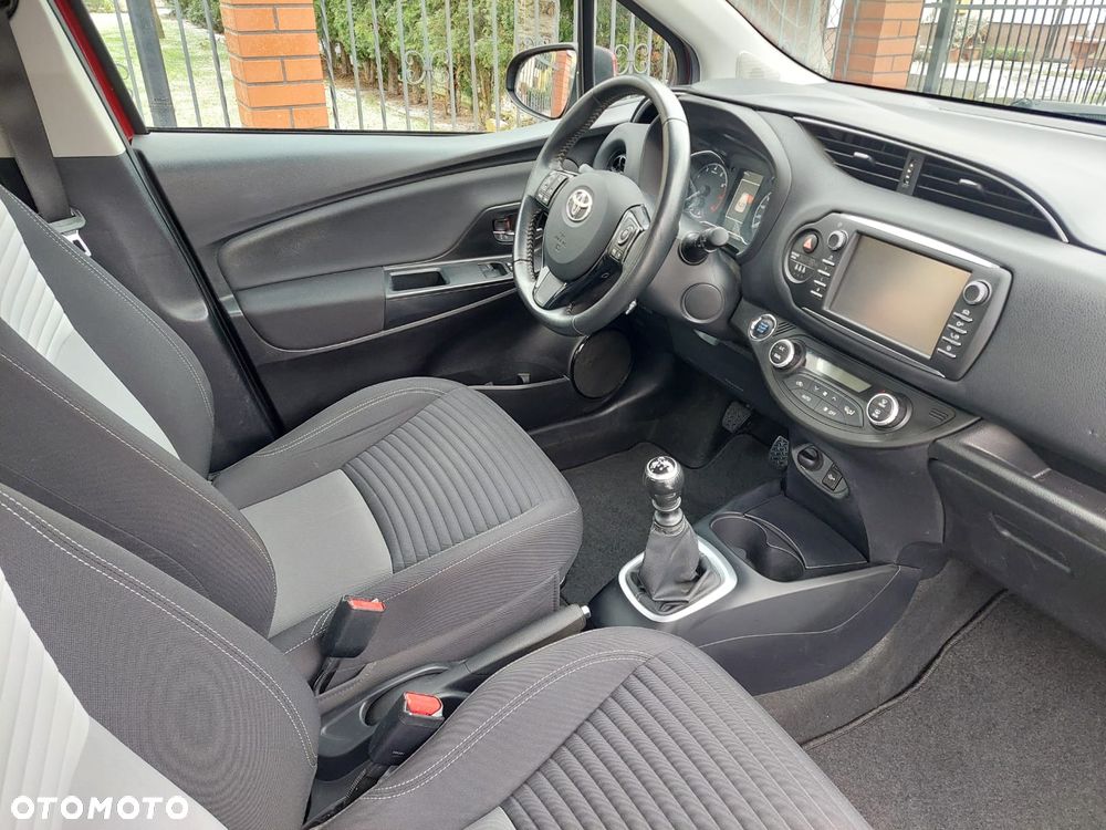 Toyota Yaris 1.5 Active - 10
