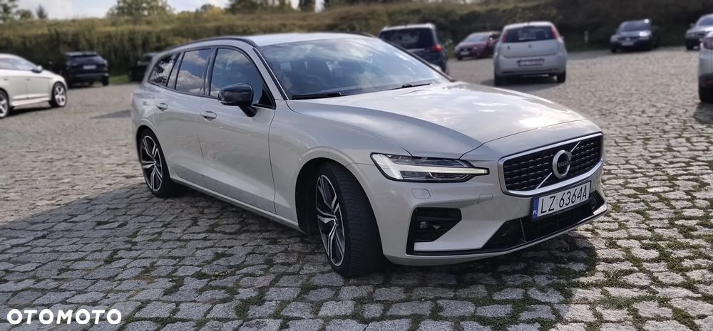 Volvo V60 D3 R-Design - 2