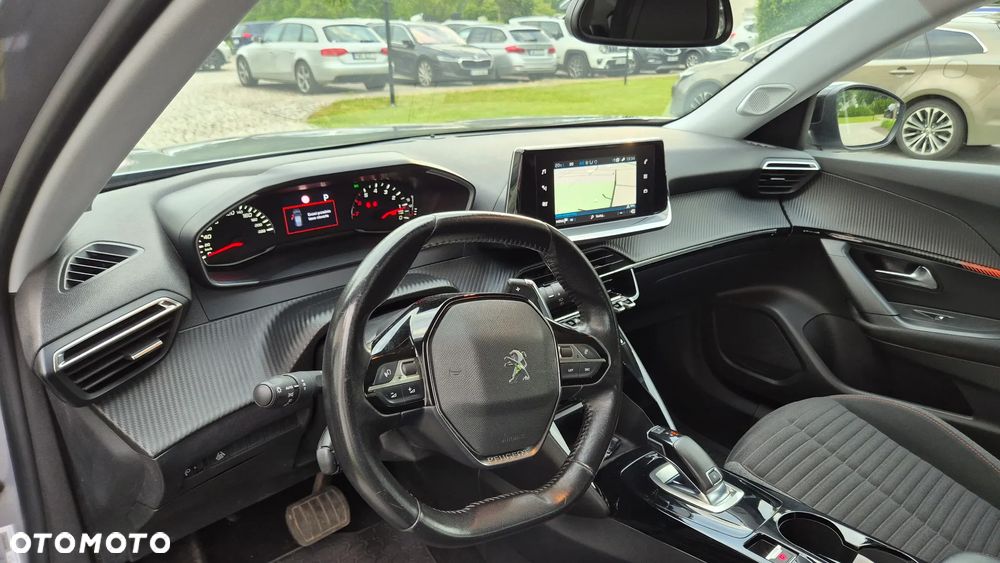 Peugeot 2008 1.2 PureTech Active Pack S&S EAT8 - 11