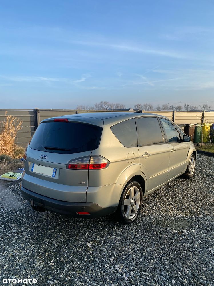 Ford S-Max 2.0 TDCi DPF Ambiente - 2
