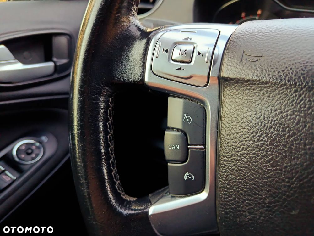 Ford S-Max 2.0 TDCi Titanium - 17