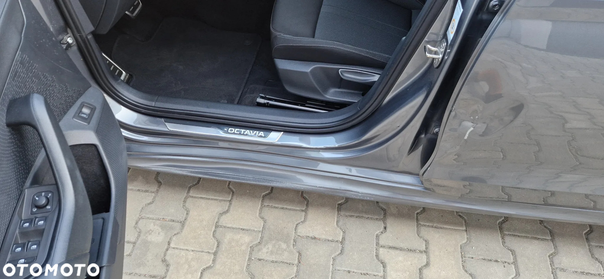 Skoda Octavia 2.0 TDI 4x4 Sportline DSG - 24