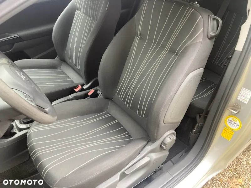 Opel Corsa 1.2 16V Enjoy - 7
