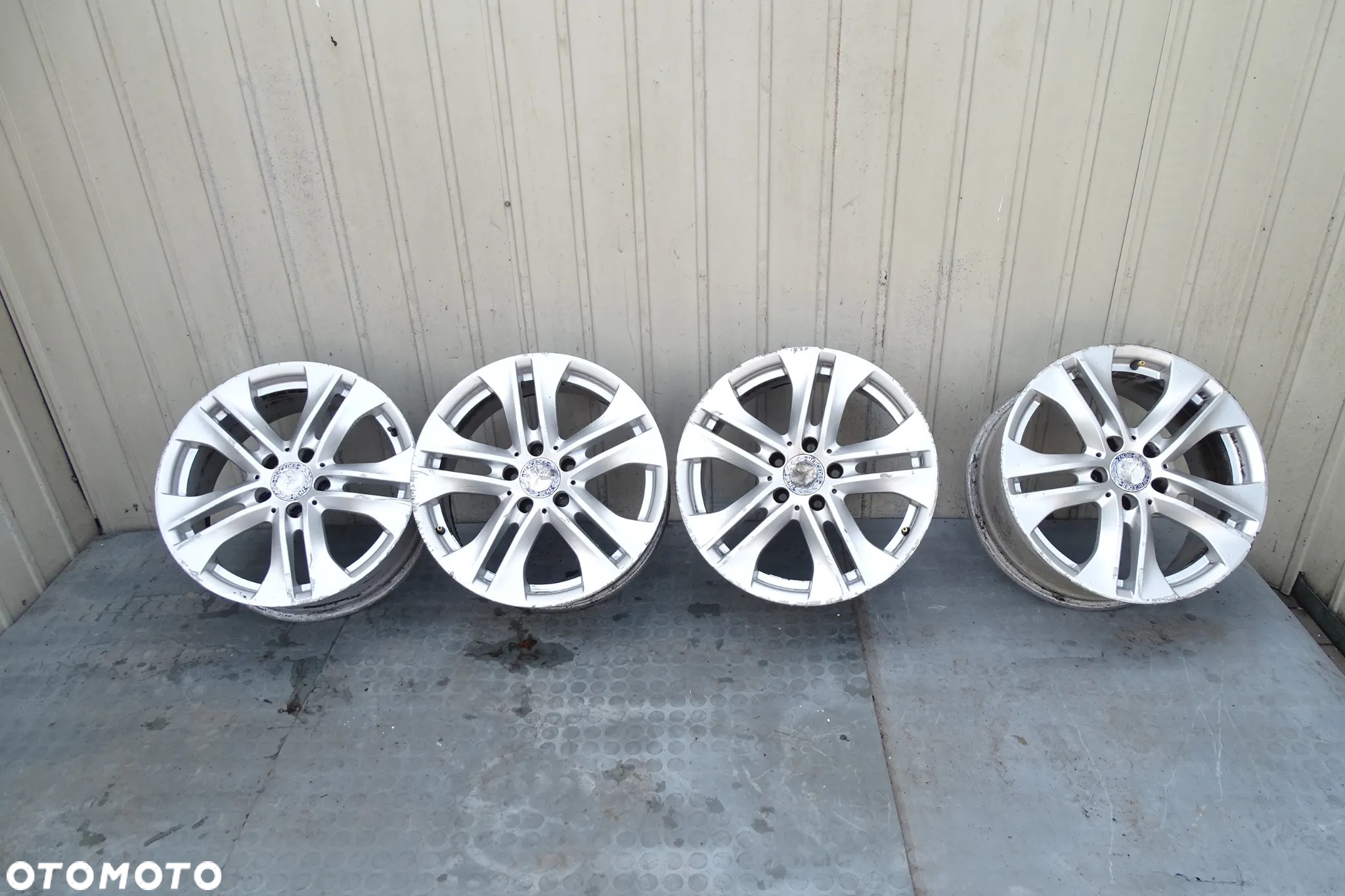 Mercedes-Benz W207 E klasa felgi Aluminiowe  7,5jx17" ET45 5x112 A2074010602 - 4