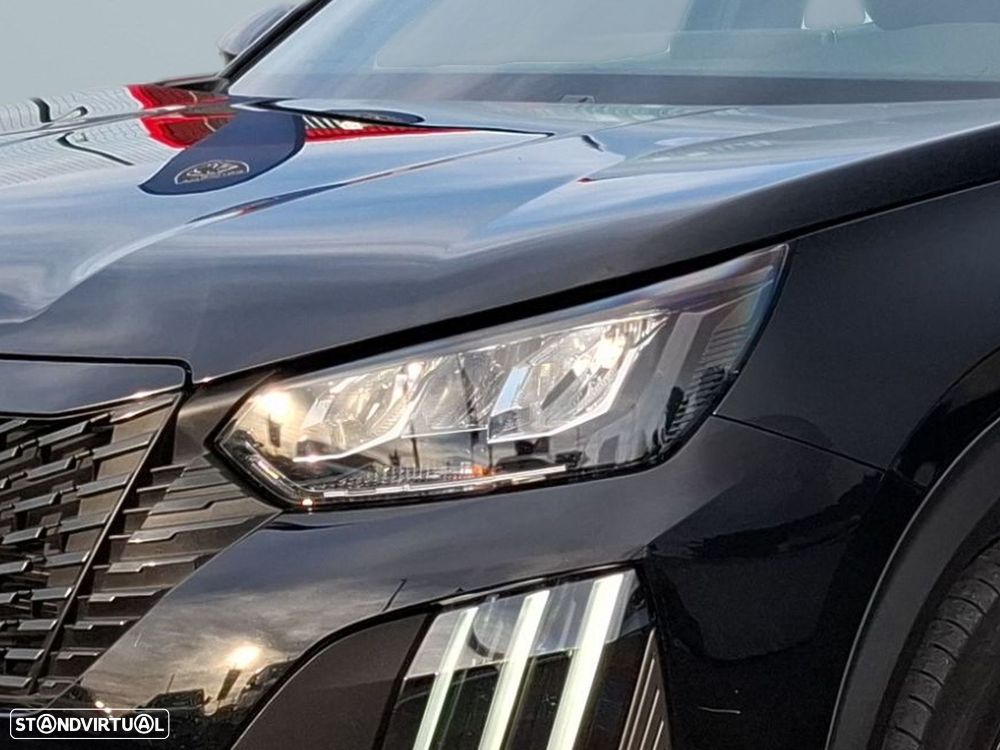 Peugeot 2008 1.2 PureTech Active — fotografia 3
