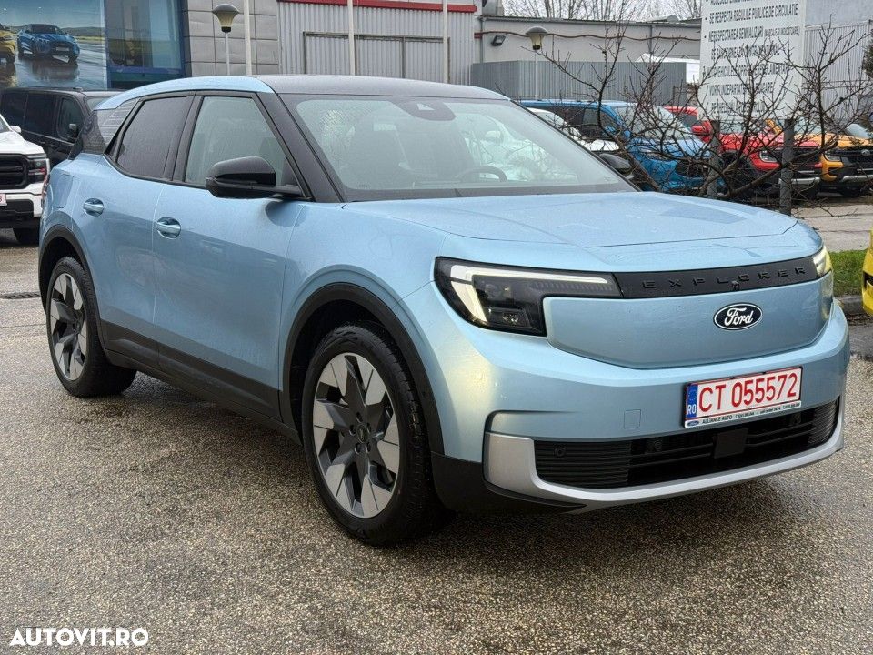 Ford Explorer RWD 77 kWh Extended Range Premium - 5