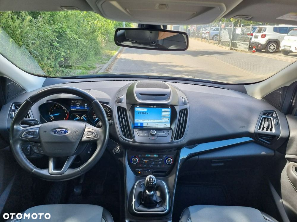 Ford Kuga 1.5 EcoBoost 2x4 Titanium - 15