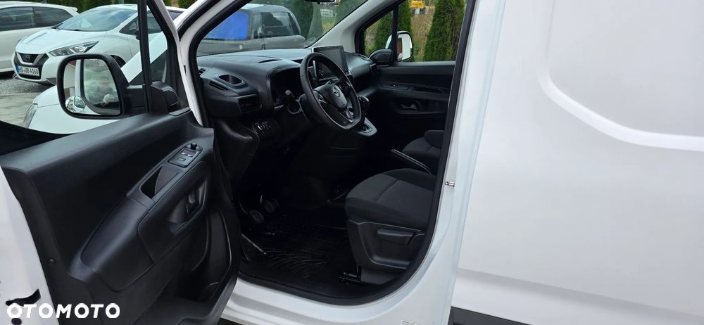 Opel Combo - 9