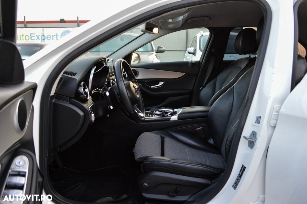 Mercedes-Benz C 180 7G-TRONIC Exclusive - 29