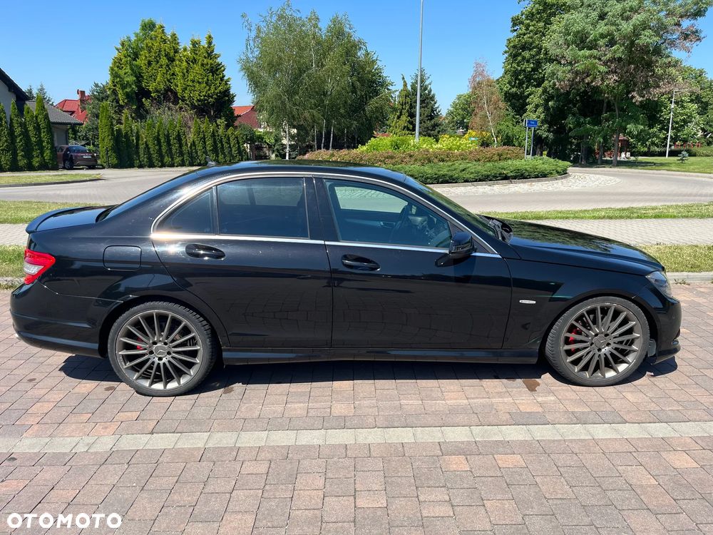 Mercedes-Benz Klasa C 280 Avantgarde 4-Matic - 6