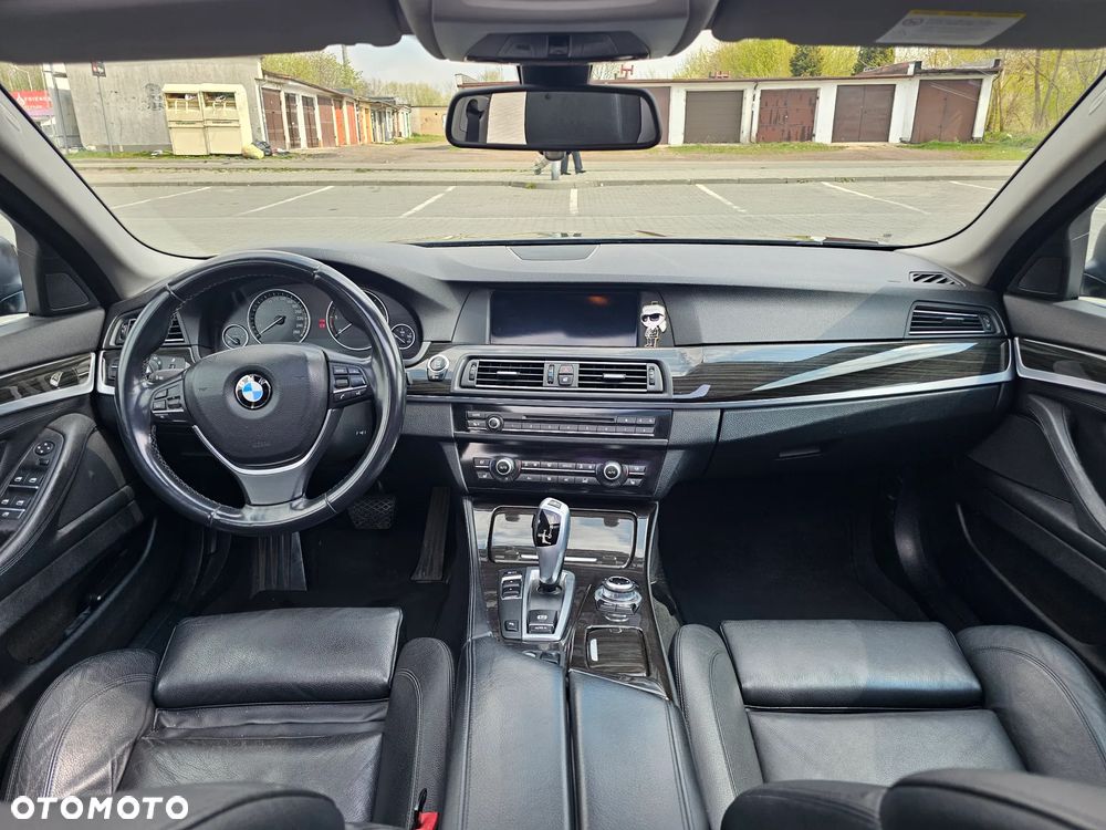 BMW Seria 5 520d xDrive - 3