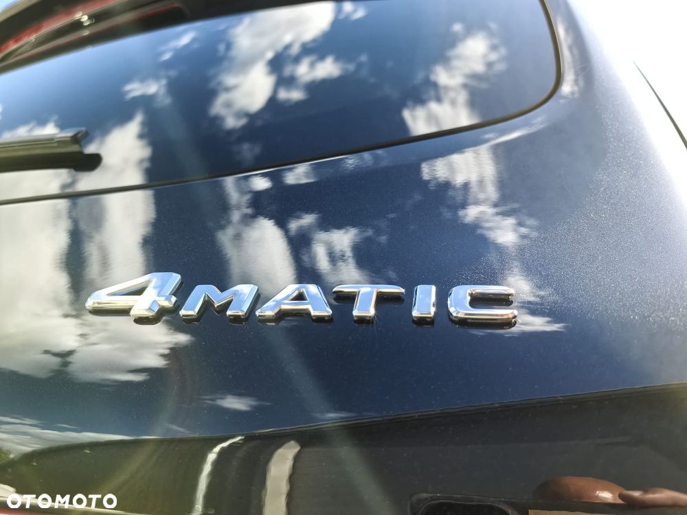 Mercedes-Benz GLC - 29