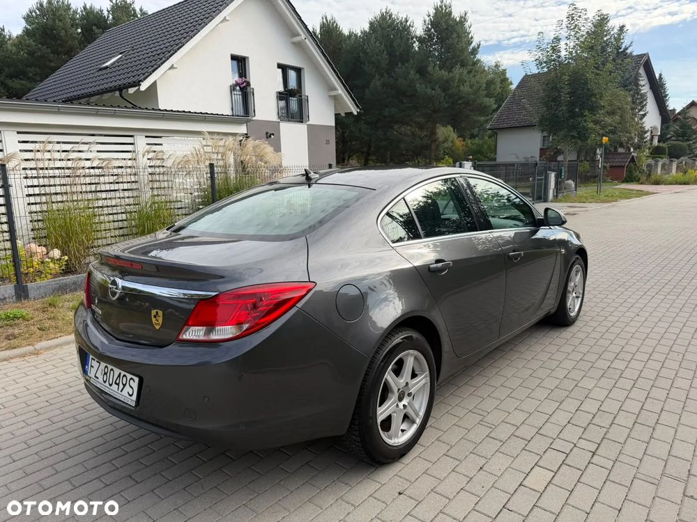 Opel Insignia - 8