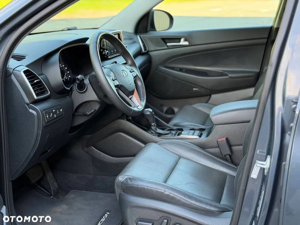 Hyundai Tucson - 8