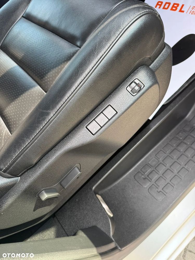 Peugeot Traveller 2.0 BlueHDi Standard Business Vip - 17