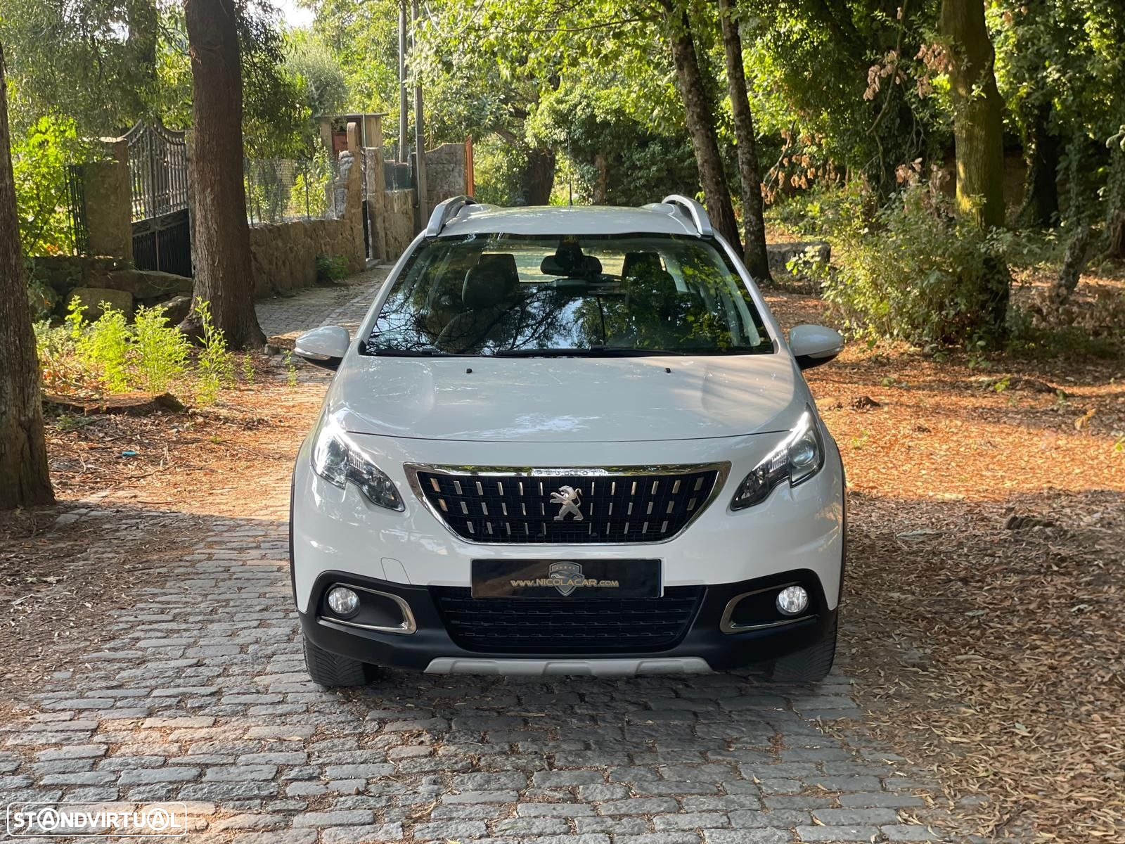 Peugeot 2008 1.2 PureTech Allure - 35