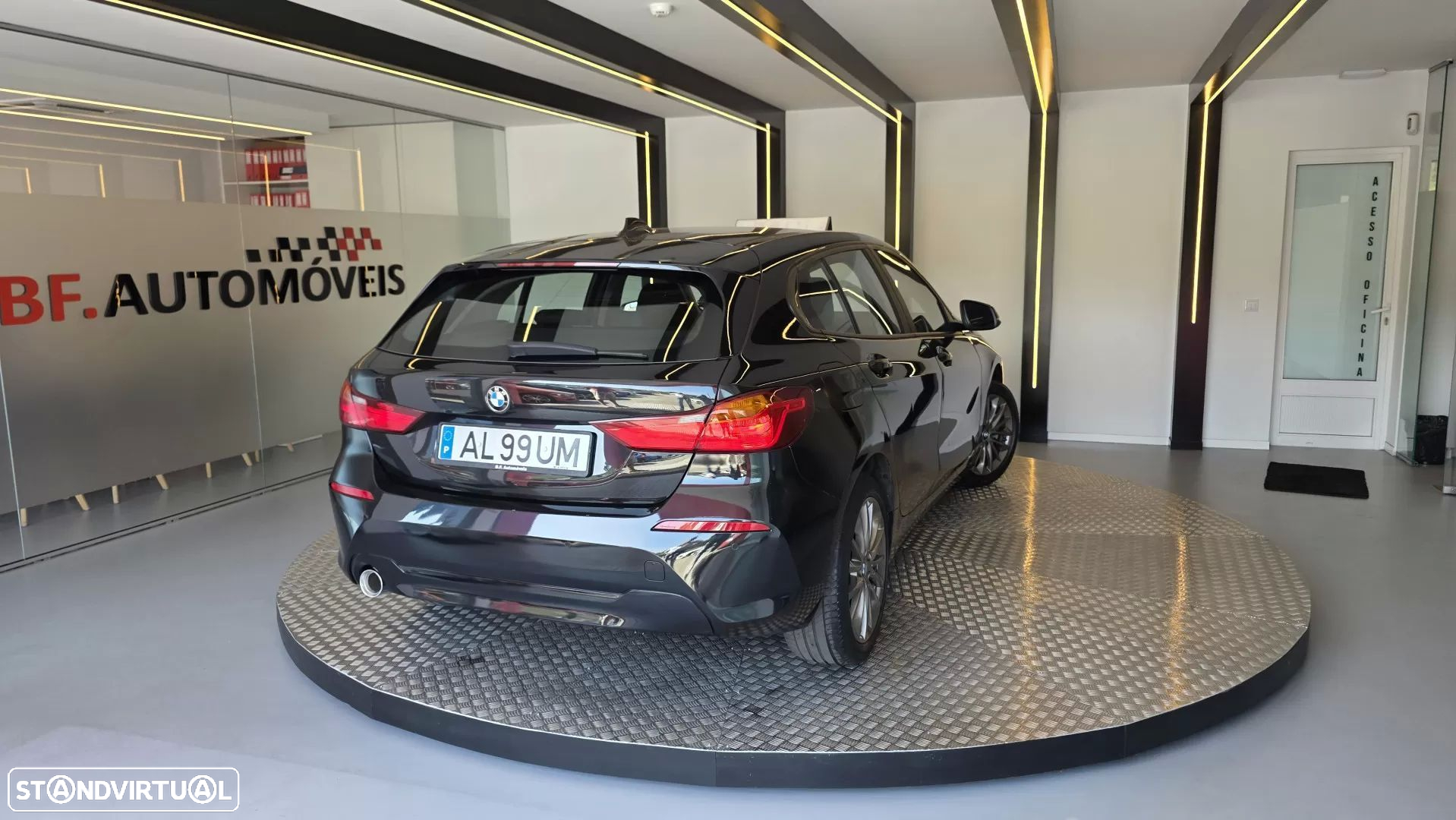 BMW 116 d Corporate Edition Auto - 19