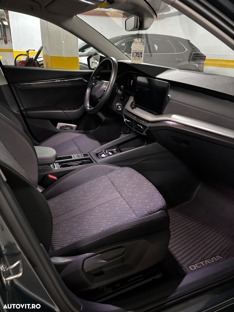 Skoda Octavia 2.0 TDI DSG Ambition - 3