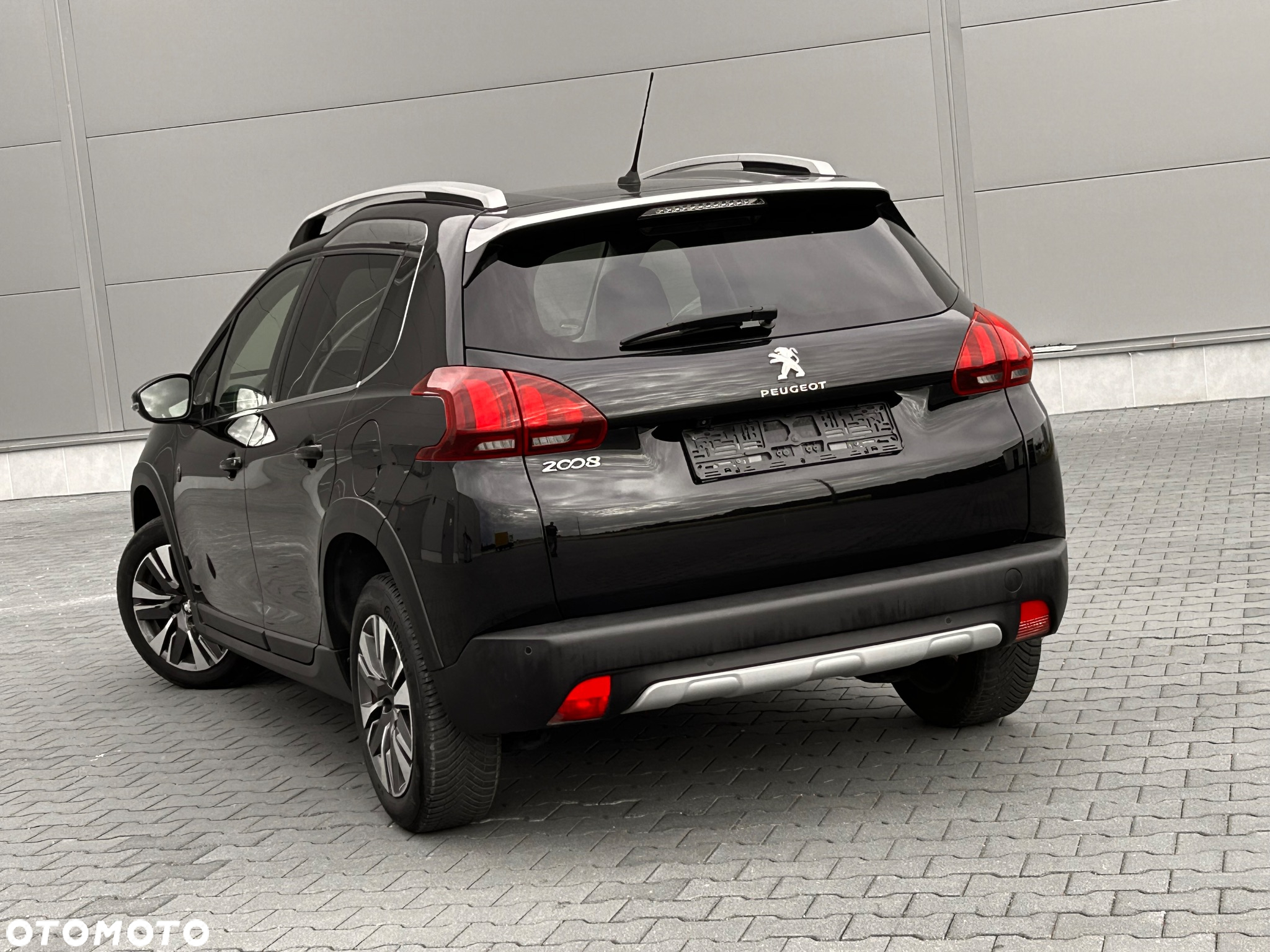 Peugeot 2008 BlueHDi FAP 120 STOP & START EAT6 Crossway - 18