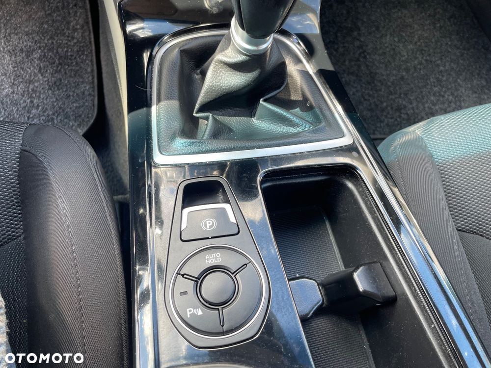 Hyundai i40 i40cw 1.7 CRDi Fifa World Cup Edition - 7