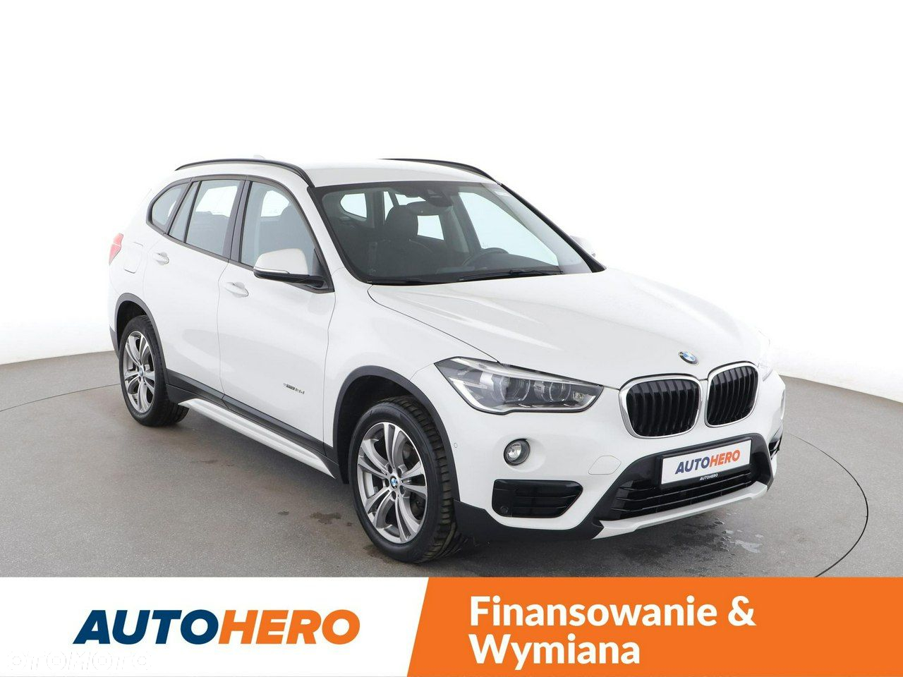 BMW X1 sDrive18d Sport Line - 10