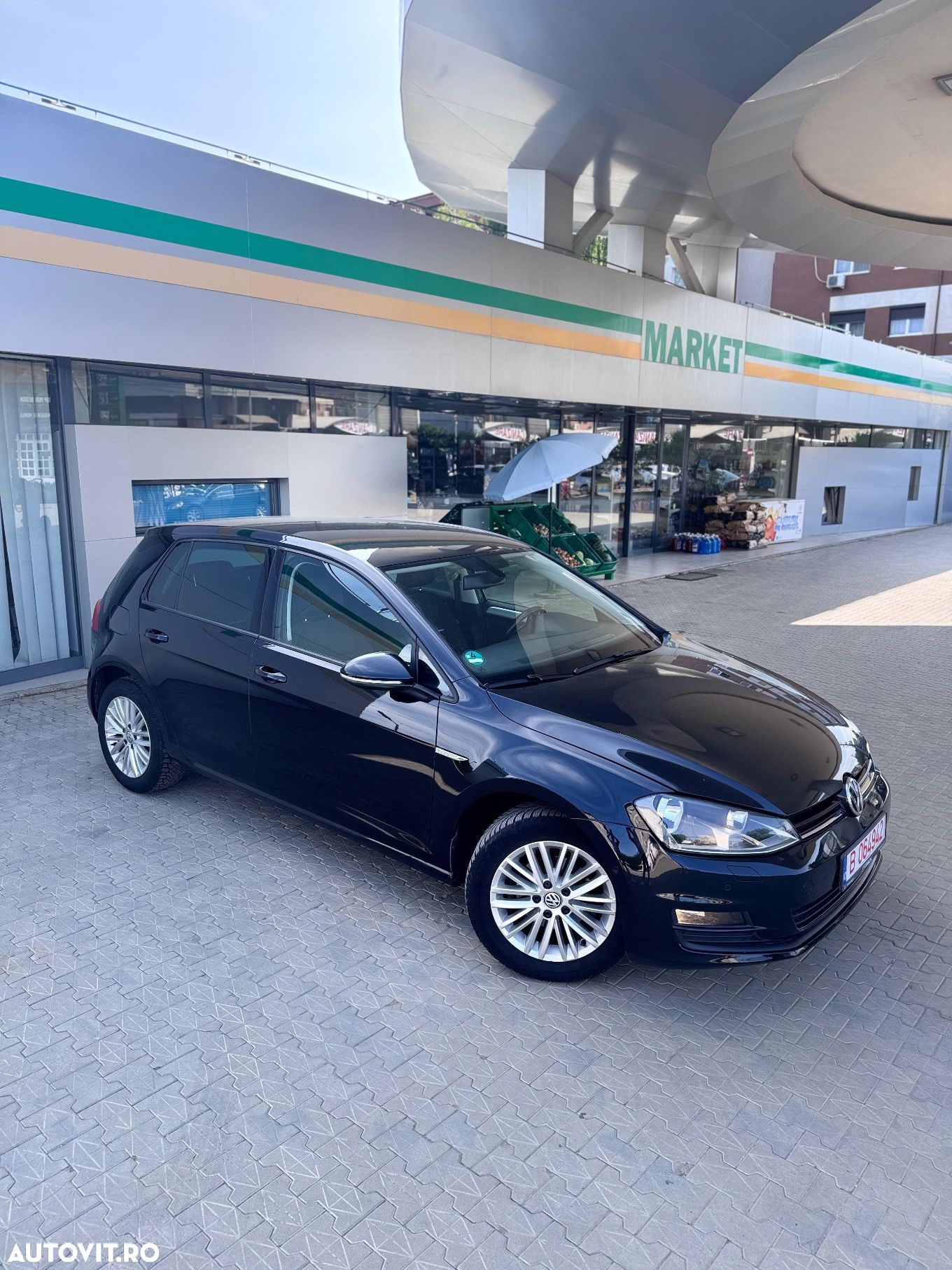 Volkswagen Golf 1.2 TSI BlueMotion Technology Cup - 1