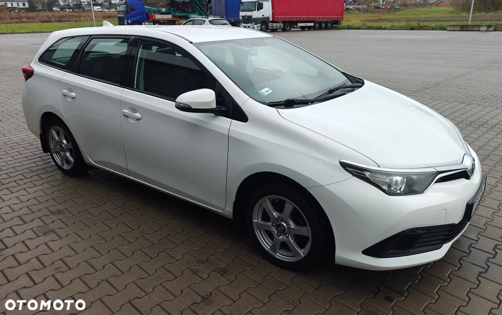 Toyota Auris 1.6 Active - 12