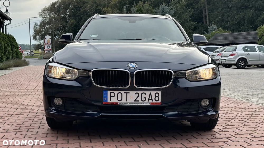 BMW Seria 3 318d - 2