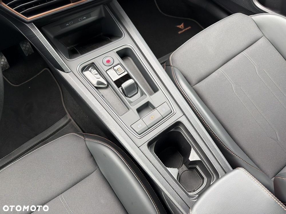 Cupra Formentor 1.4 e-Hybrid DSG - 22