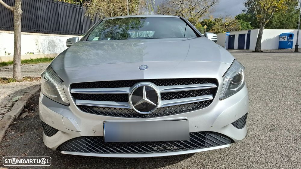 Mercedes-Benz A 180 CDI (BlueEFFICIENCY) Urban - 2
