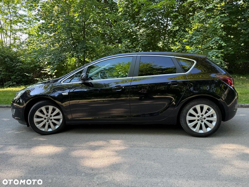 Opel Astra 1.4 Turbo Cosmo - 16
