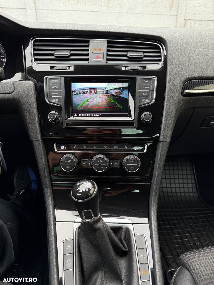 Volkswagen Golf 1.4 TSI BMT Comfortline - 4