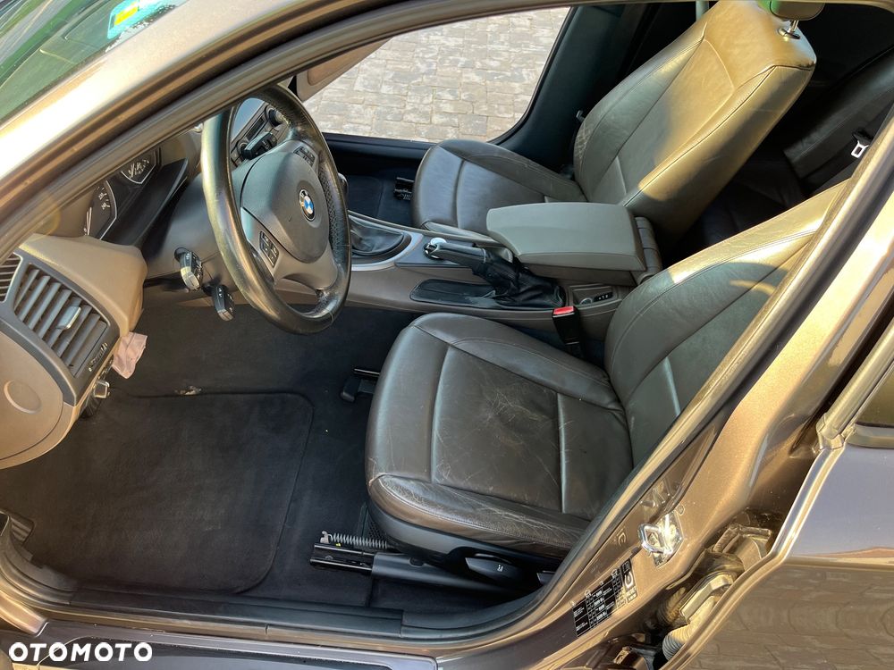 BMW Seria 1 - 13