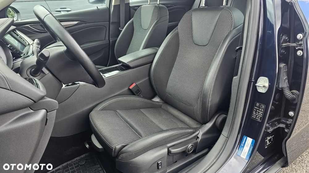 Opel Insignia 1.5 T Elite S&S - 12