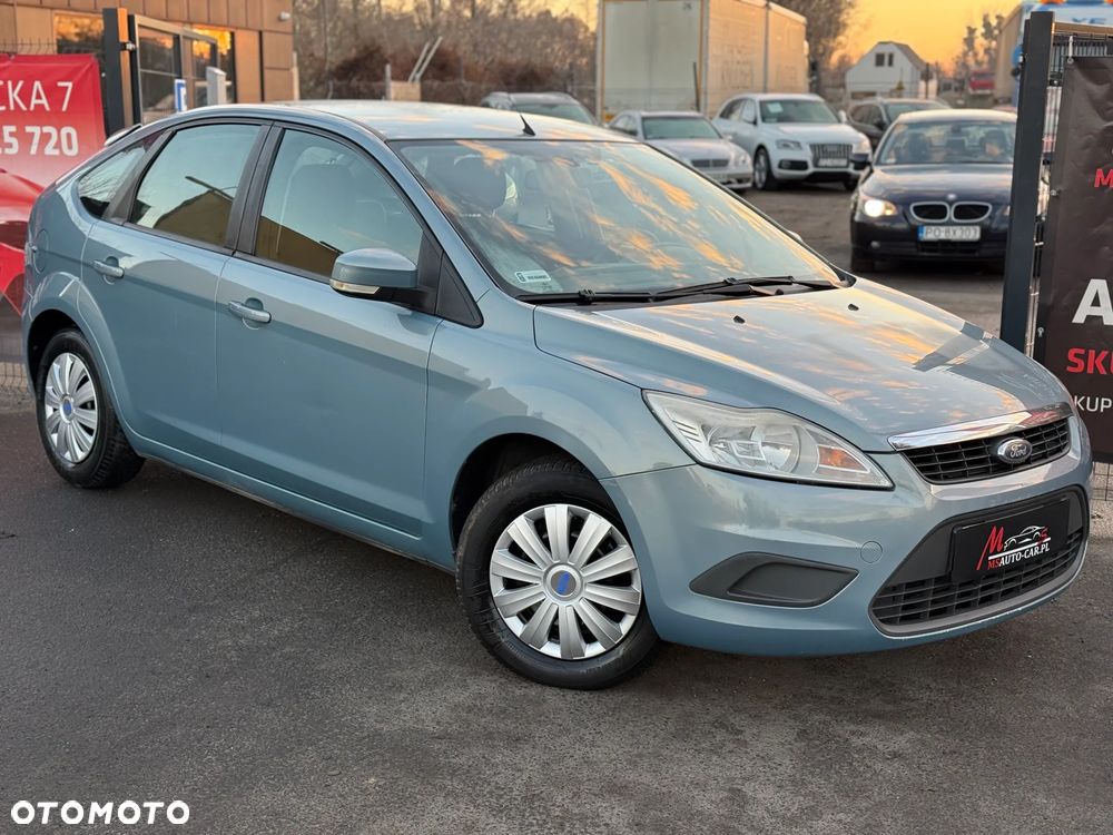 Ford Focus 1.6 Trend - 9