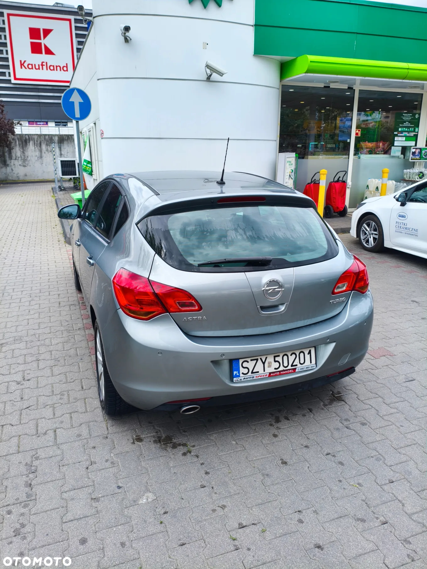 Opel Astra GTC 1.4 Turbo - 6