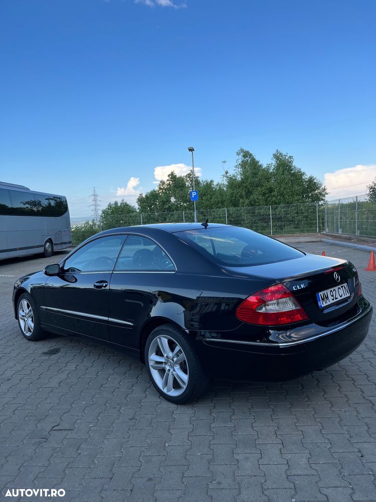Mercedes-Benz CLK - 4