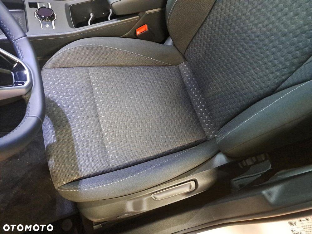 Volkswagen T-Roc - 12