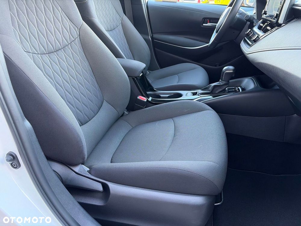 Toyota Corolla 1.8 Hybrid Comfort - 8