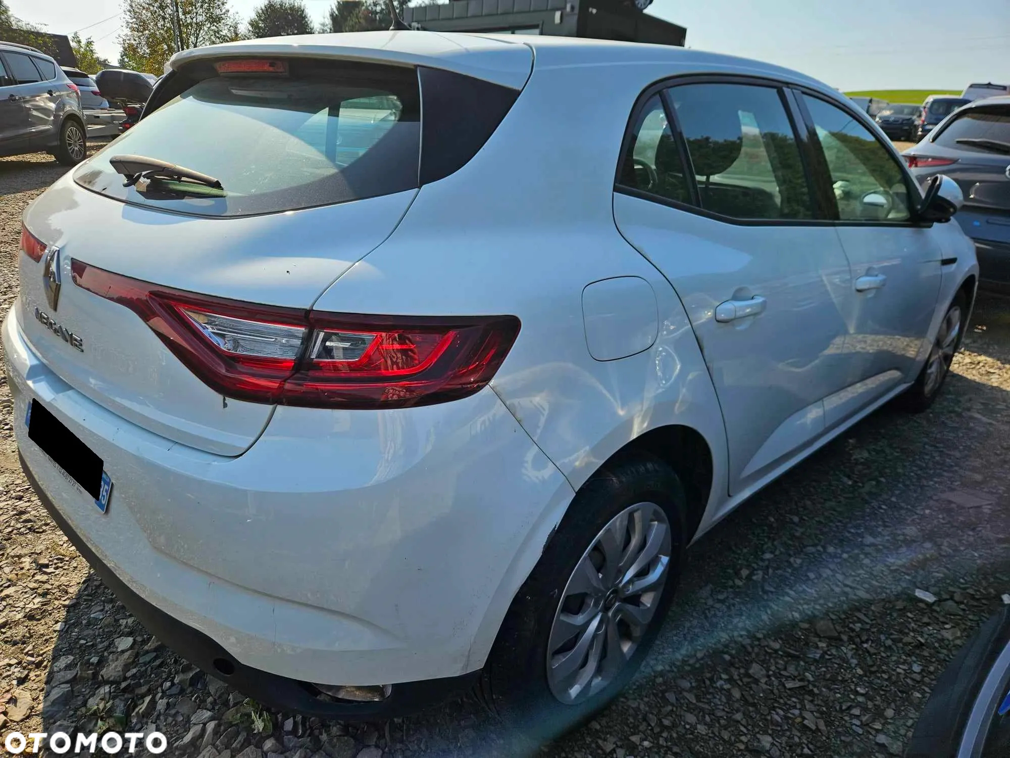 Renault Megane 1.5 Blue dCi Life - 10